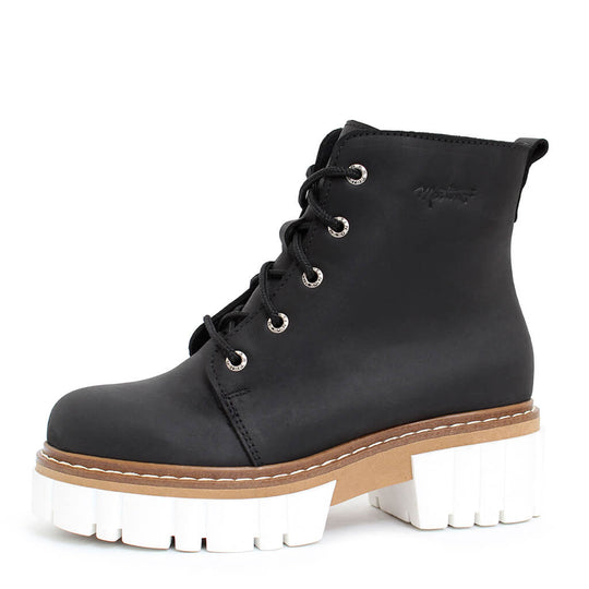 Sade boots for women