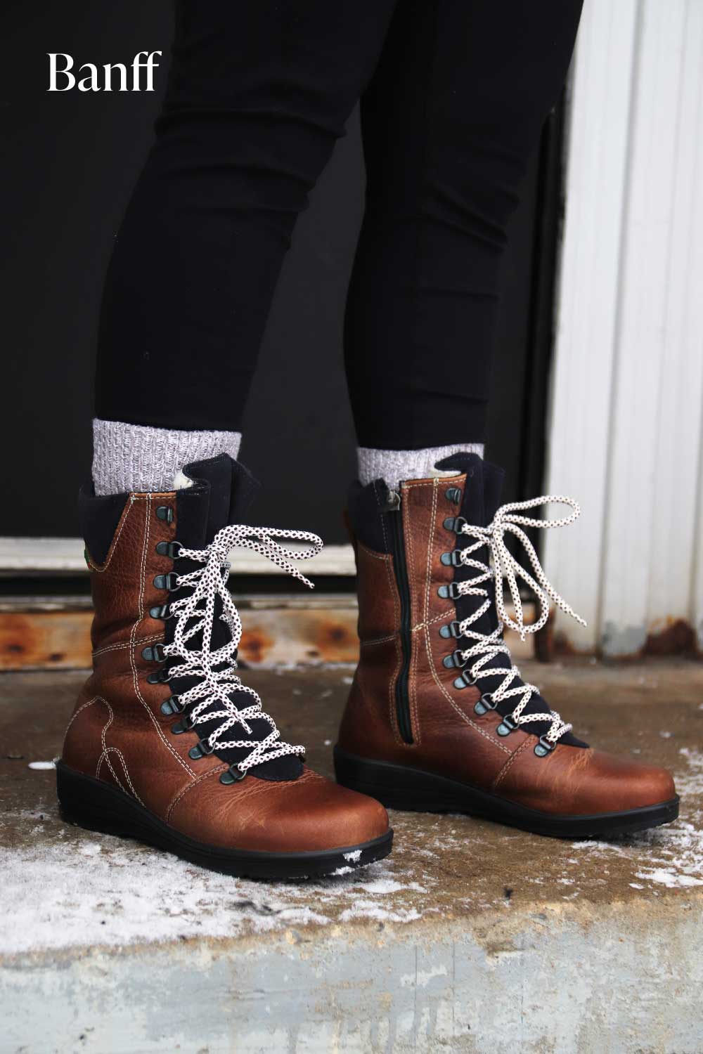 Cet automne, Martino présente des chaussures et des bottes 3 saisons uniques, colorées et originales. Imperméables, respirantes et légères, nos créations québécoises sont parfaites pour les changements de température. On est prêt pour la température canadienne !
