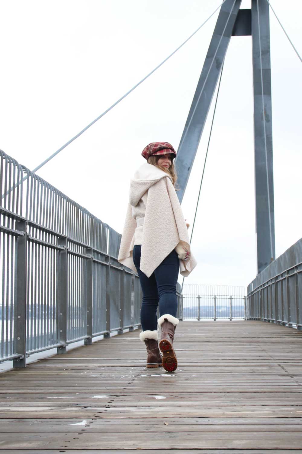 Cet automne, Martino présente des chaussures et des bottes 3 saisons uniques, colorées et originales. Imperméables, respirantes et légères, nos créations québécoises sont parfaites pour les changements de température. On est prêt pour la température canadienne !