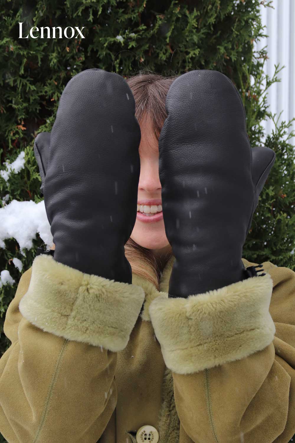 Cet automne, Martino présente des chaussures et des bottes 3 saisons uniques, colorées et originales. Imperméables, respirantes et légères, nos créations québécoises sont parfaites pour les changements de température. On est prêt pour la température canadienne !